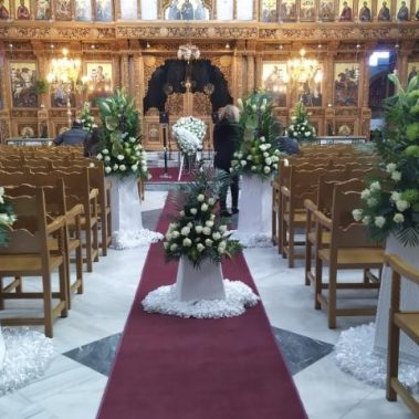 Εσωτερικό Ναού με Ανθοστήλες - Κηδεία - Γραφείο Τελετών Φωτεινοπούλου Δήμητρα
