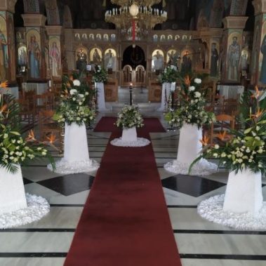 Εσωτερικό Ναού με Ανθοστήλες - Κηδεία - Γραφείο Τελετών Φωτεινοπούλου Δήμητρα